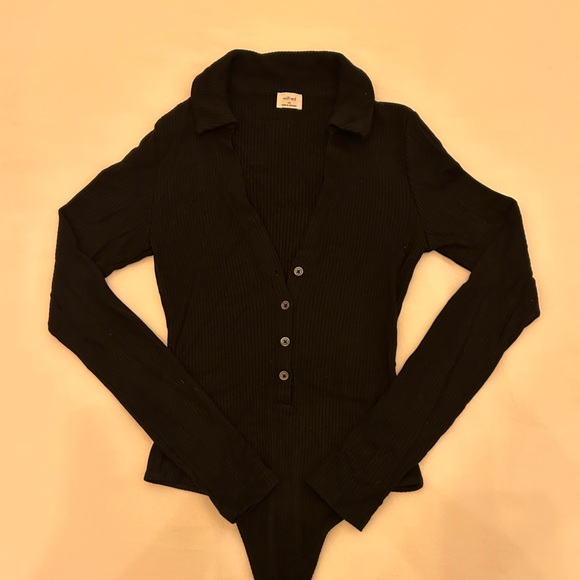 Aritzia babaton button down collared bodysuit - Picture 1 of 3